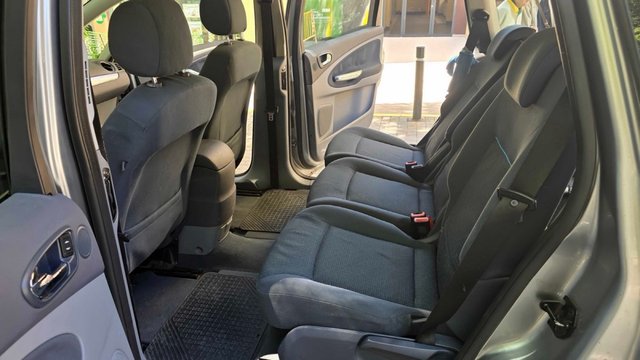 Ford S-MAX 2006
