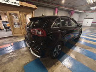 KIA NIRO 1.6 HEV 141 CONCEPT (2017)
