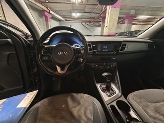 KIA NIRO 1.6 HEV 141 CONCEPT (2017)