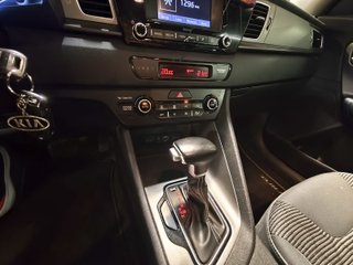 KIA NIRO 1.6 HEV 141 CONCEPT (2017)