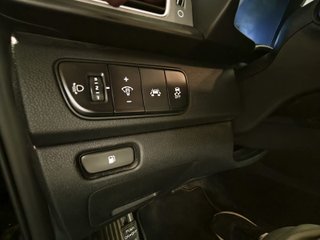 KIA NIRO 1.6 HEV 141 CONCEPT (2017)
