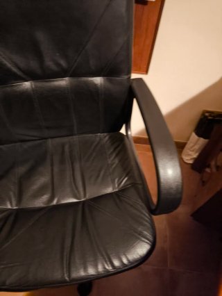 Sedia da ufficio in polipielle/cuoio nero