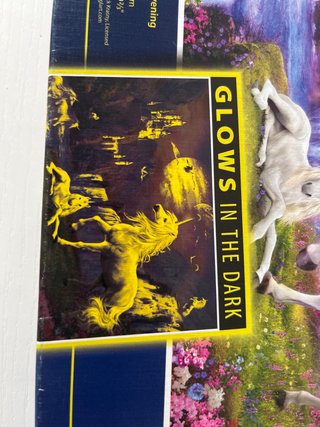 Lote 2 Puzzles Clementoni 3D y Fluorescente