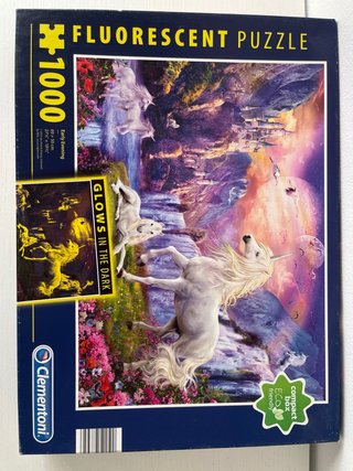 Lote 2 Puzzles Clementoni 3D y Fluorescente