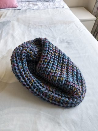 Bufanda tejida azul multicolor