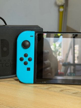 Nintendo Switch (Serie Compatible) + Accesorios