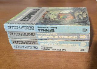 Pack de 4 libros de ciencia-ficción Ultramar edito