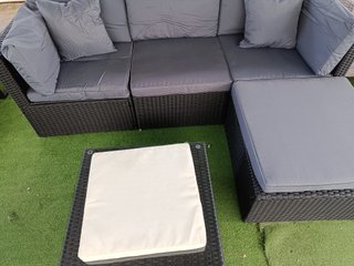 Conjunto Terraza Ratán Negro y Gris