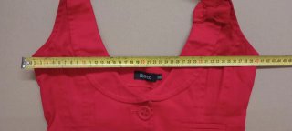 Top rojo tirante ajustable nuca