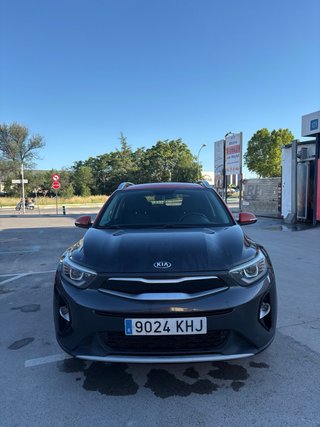 Kia Stonic 6v • Motor cambiado • Facturas de todo