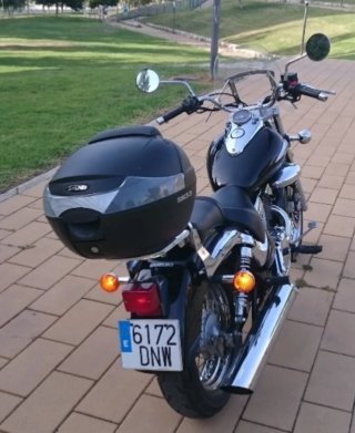 Suzuki Intruder 250cc Negra - 38.000 km