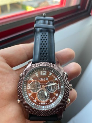 Reloj Liska  Analógico Marrón y Negro