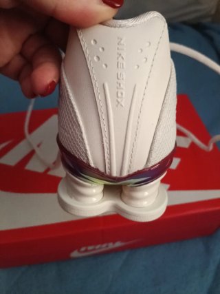 Nike Air Max Blancas y Rojas Nuevas
