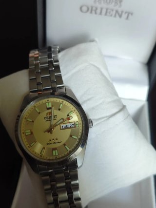 Reloj Orient Tri Star Champagne Automático