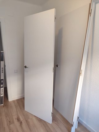 Puertas blancas interiores