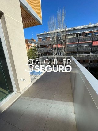 Piso en alquiler en San Juan Bautista en Madrid - Imagen 28