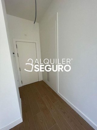 Piso en alquiler en San Juan Bautista en Madrid - Imagen 31