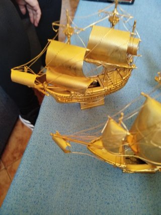 Lote 10Barcos Latón Baño Oro 24k