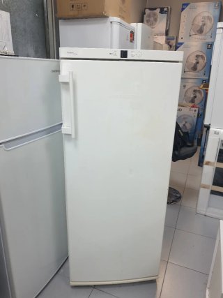 Congelador Vertical 1.45m x 60cm