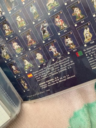 Álbum Real Madrid 98/99 con 10 autógrafos