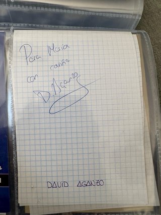 Álbum Real Madrid 98/99 con 10 autógrafos