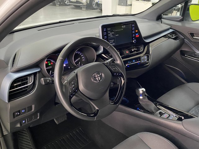 Toyota C-HR Advance 2.0 180H e-CVT HEV EL TOP!
