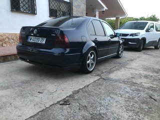 Volkswagen Bora 2000