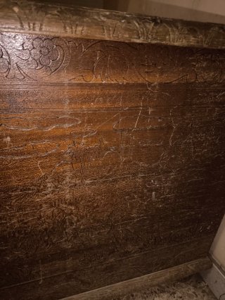BAÚL TALLADO MADERA