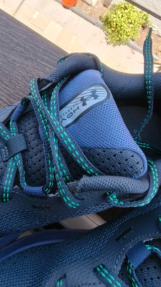 Zapatillas Under Armour HOVR Turbulence 2 talla 38