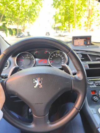 Peugeot 5008 7 plazas acepto cambio
