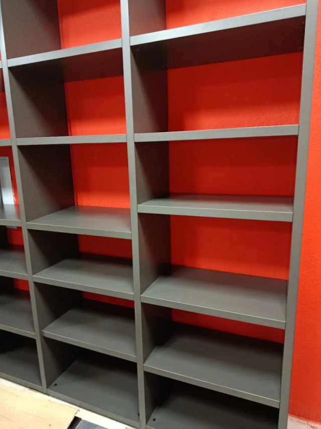 ESTANTERÍA DE IKEA
