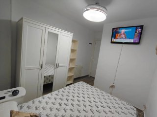 Habitación PREMIUM junto a Metro Oporto–Reformado - Imagen 12