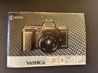 Yashica 230-AF Fotocamera Reflex a Pellicola