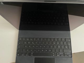 Funda con teclado iPad Pro 12.9