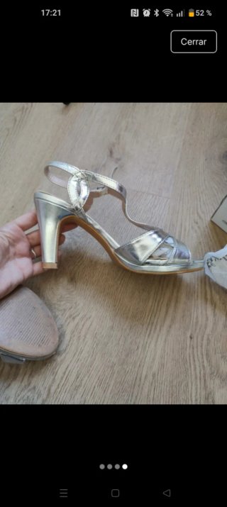 Zapatos de tacón plateados Laik