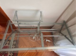 Escritorio moderno cristal y metal