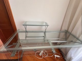 Escritorio moderno cristal y metal