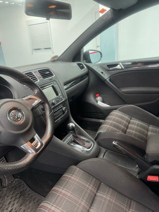 Volkswagen Golf GTI 2011 2.0 TSI 210 caballos