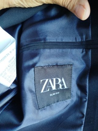 Traje azul marino Talla 46.