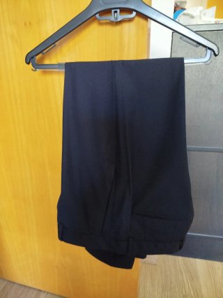 Traje azul marino Talla 46.