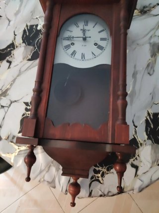 Reloj de pared madera con llave