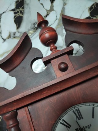 Reloj de pared madera con llave