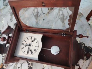 Reloj de pared madera con llave
