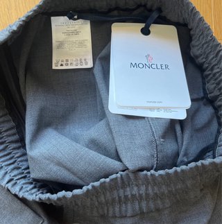 Pantalón Moncler Gris Talla 42