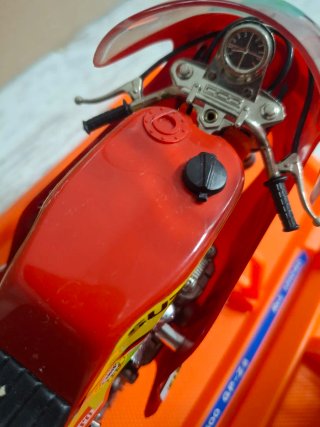 Moto da collezione Honda CBX e Suzuki GP