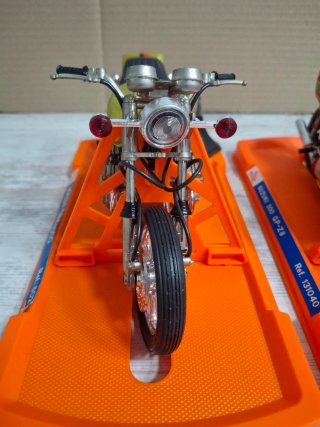 Moto da collezione Honda CBX e Suzuki GP