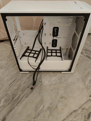 Caja PC Gaming Blanca con Ventana