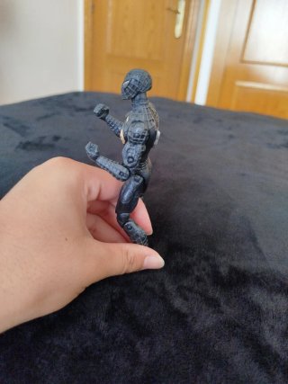 Figura Spiderman Traje Negro Tobey Maguire.