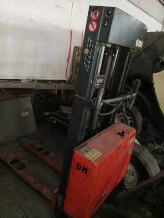 Transpaleta eléctrica apilador G10M