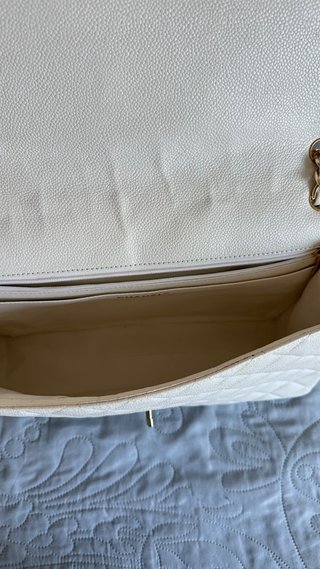 Bolso Chanel Clásico Blanco y Dorado